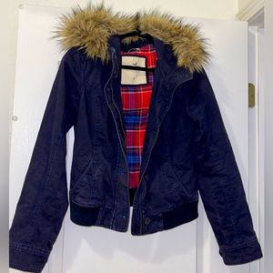 Hollister women jacket, M size, dark blue color. Gently used.